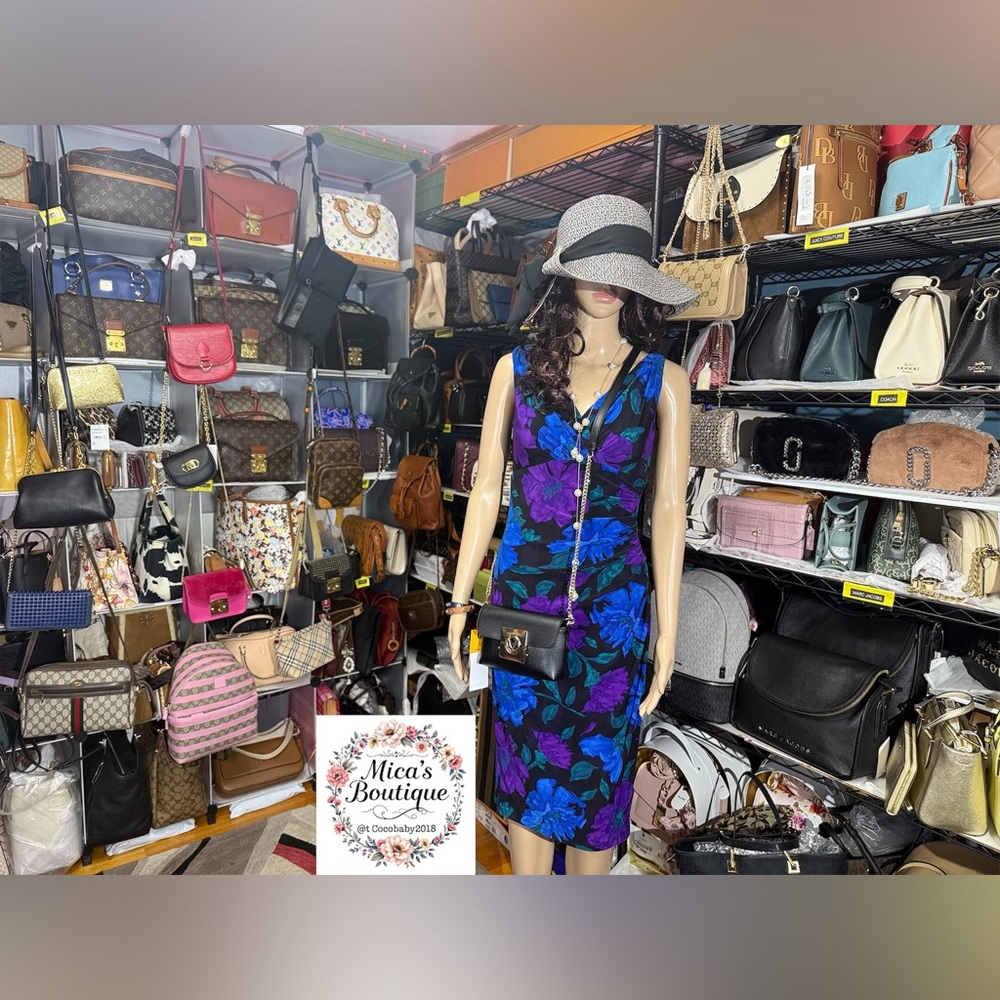 🆕VALENTINO by Mario Valentino Crossbody Bag - Picture 5 of 17